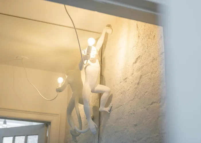 Dom wakacyjny Magique 31 - Luxeverblijf Met Tuin & Parking *